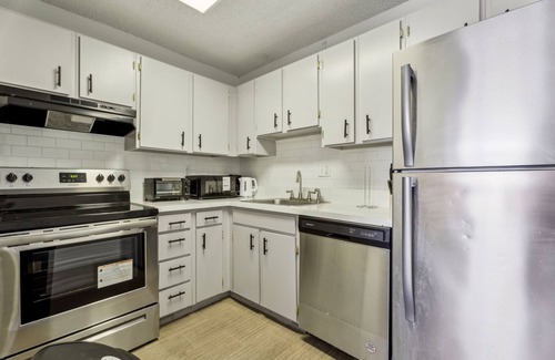 Bellevue Apartment | Legacy at Imperial Village 915 I 1 Bed 1 Bath