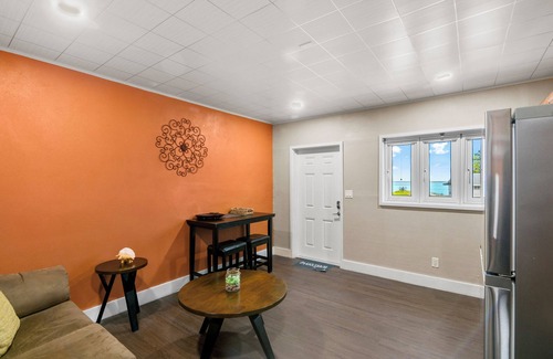 Farmer's Hill Apartment | Legacy Beach Suites