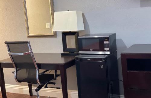 Anaheim Resort Hotel | Legacy inn & suites