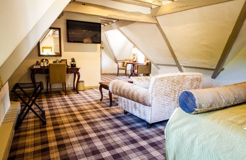 Harnham Hotel | Legacy Rose and Crown Hotel