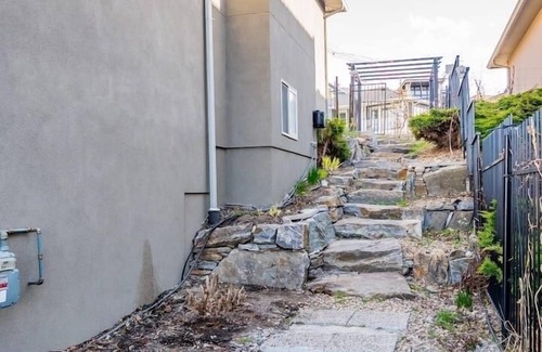 Southwest Mission House | Legal Lakeview 2-bed 2-bath Entire Suite