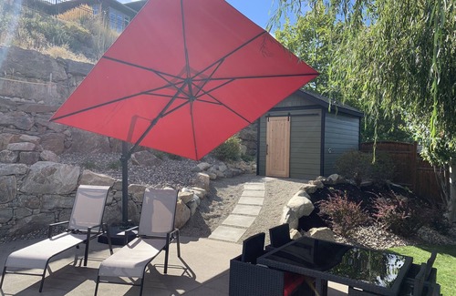 Southwest Mission House | Legal Rental Family Home in Kelowna! Near beaches & private outdoor pool space!