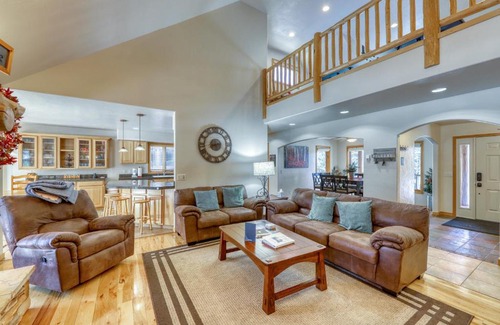 Silverthorne House | Legend Lake Lookout