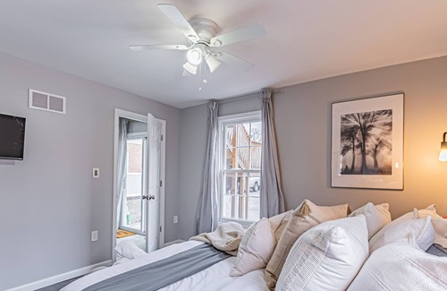 Plainfield House | Legendary BnB (sleeps 8)