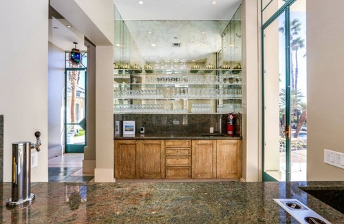 La Quinta House | Legendary Merv Griffin Estate - A Unique Oasis #067346