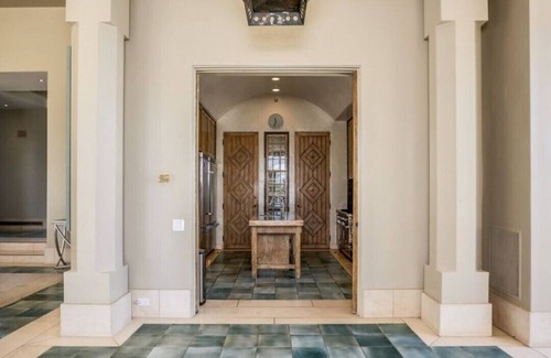La Quinta House | Legendary Merv Griffin Estate - A Unique Oasis #067346