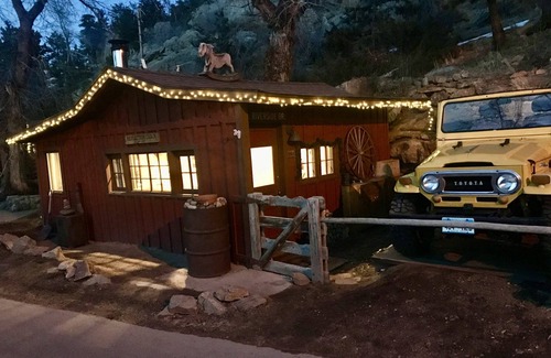 Estes Park Cabin | Legendary Reflection Cabin near Downtown and RMNP