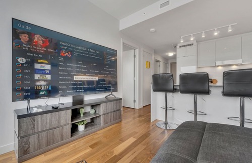 Downtown Edmonton Apartment | Legends - Executive Suite, Luxury Amenities, Pool