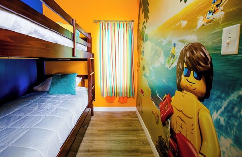 Cypress Gardens Hotel | LEGOLAND Bungalow Bliss, Family Play Areas, 2 Rooms, Water Park Access