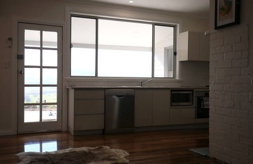 Relbia House | Leichhardt Farm Cottage 2 - 10 minutes to Central Launceston