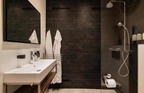 Museum Quarter Bed & Breakfast | Leidse Square 5 star Luxury Apartment