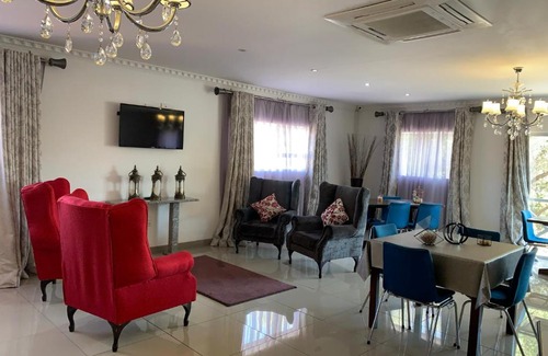 Newcastle House | Leighton Court