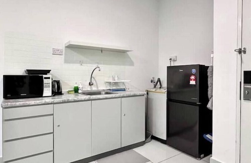 George Town Apartment | Leisure 1Bedroom Balcony Suites Gurney