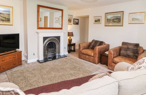 Kirkby Stephen Cottage | LEISURE COTTAGE, pet friendly, with a garden in Kirkby Stephen