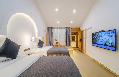 Dayan Old Town House | Leisure Inn