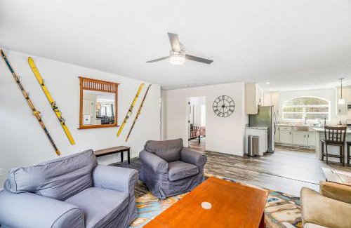 Thompsonville House | Leisure Lodge