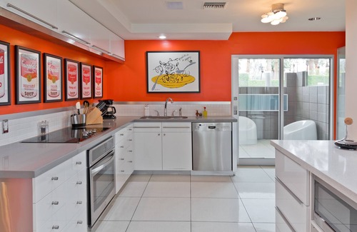 Vista Las Palmas House | Leisureland Palm Springs - Groovy Baby!