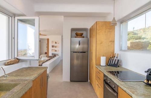 Exomvourgo Villa | Leivadakia Villa