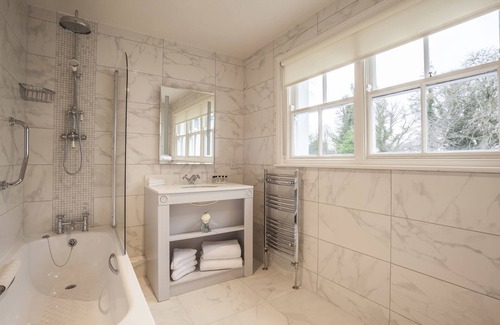 Leixlip Hotel | Leixlip Manor Hotel