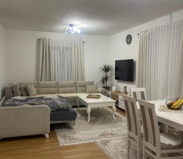 Plav Apartment | Lejna Guest House