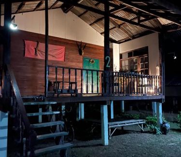K. Fao Rai Bed & Breakfast | Lek's Issan Home and Travel