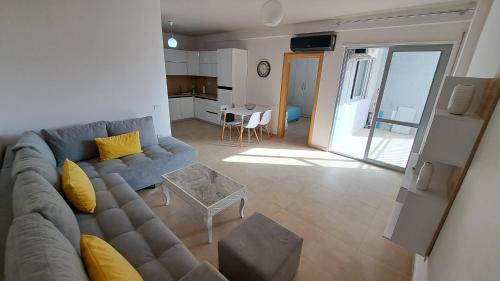 Durres Apartment | Leka House in Durrës beach