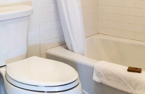 Leland Hotel | Leland Lodge