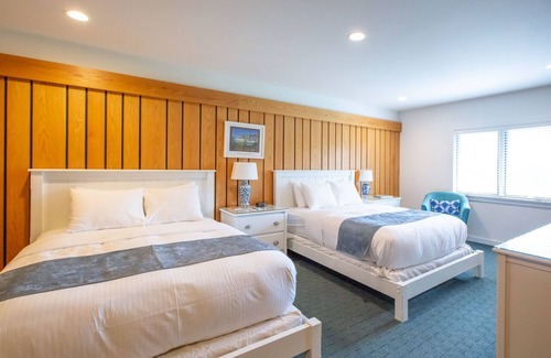 Leland Hotel | Leland Lodge