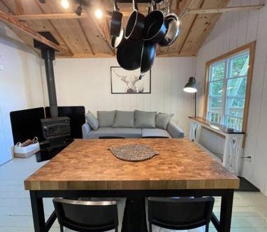 Kings County House | Leland’s Lakehouse