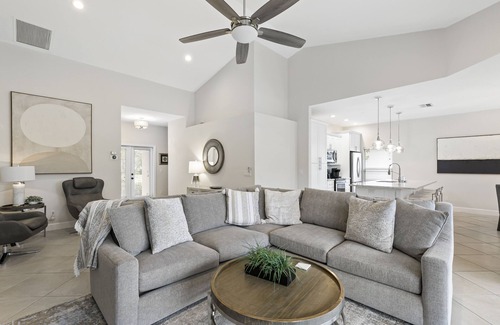 Falcons Glen Villa | Lely Resort, 3 bed, golf course home Includes Players Club and Spa