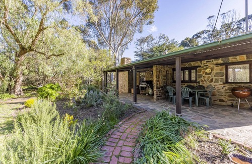 Moculta Cottage | Lemke Cottage, Moculta. In the beautiful Barossa Valley of South Australia