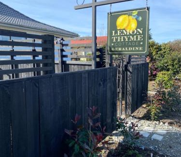 Geraldine House | Lemon Tree Cottage