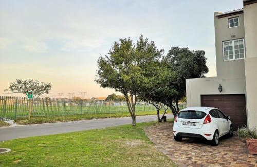 Edgemead Apartment | Lemon Tree Cottage