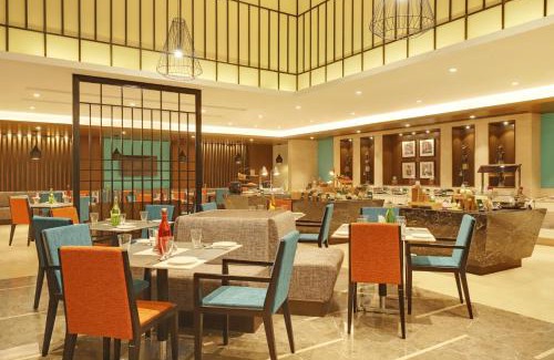 Jhansi Hotel | Lemon Tree Hotel, Jhansi