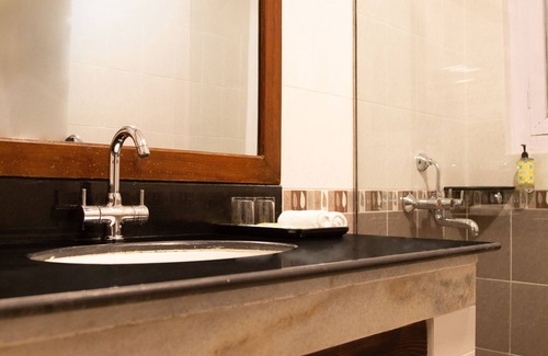 Thimphu Hotel | Lemon Tree Hotel Thimphu