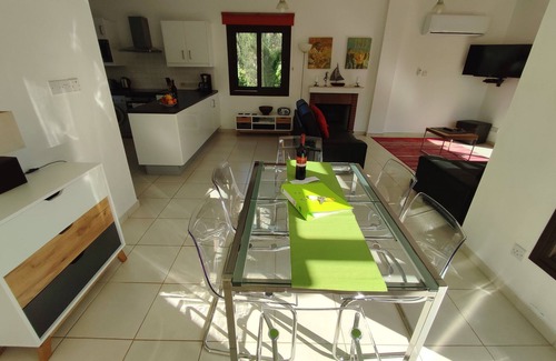 Tala Villa | Lemon Tree Villa - Luxurious 3 Bed, 3 Bath Villa just 500m from Tala Village Square