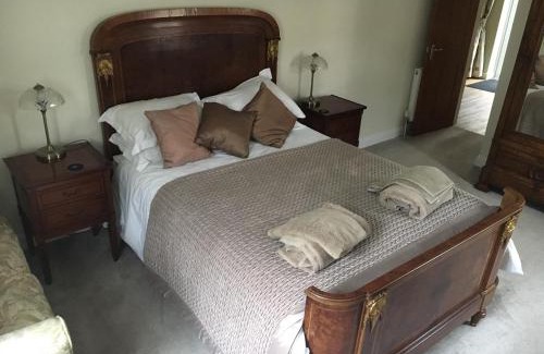 East Dereham House | Lemondrop Cottage