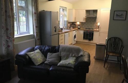East Dereham House | Lemondrop Cottage