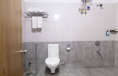 Kukatpally Housing Board Colony Hotel | Lemonridge Hotels Kukatpally