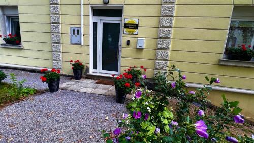 Postojna House | Lemonwood House