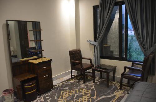 Miandam Hotel | Lemuna Hotel & Restaurant