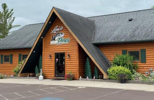 Butternut Resort | Lena's Northern Pines Resort
