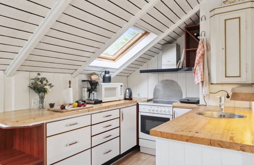 Kaldred House | "Lennart" - 4km from the sea by Interhome