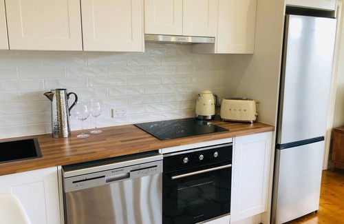 Armidale Cottage | Lenore at Armidale