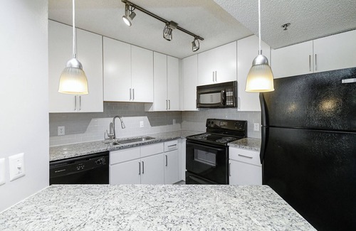Tuxedo Park Apartment | Lenox Park - Cozy 1-bedroom Corporate Apartment
