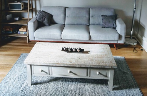 Lenswood House | Lenswood Cottage - Enjoy Adelaide Hills with friends and family
