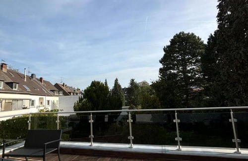 Eller House | Lenti Düsseldorfer Apartment’s