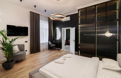 Lviv City Center Apartment | LEOGRAND Apartments on Franka 35