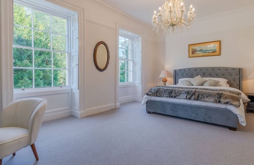 Stonehouse House | Leonard Stanley House, nr Stroud - sleeps 18 guests in 9 bedrooms