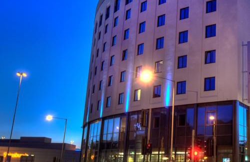 Watford Town Centre Hotel | Leonardo Hotel London Watford